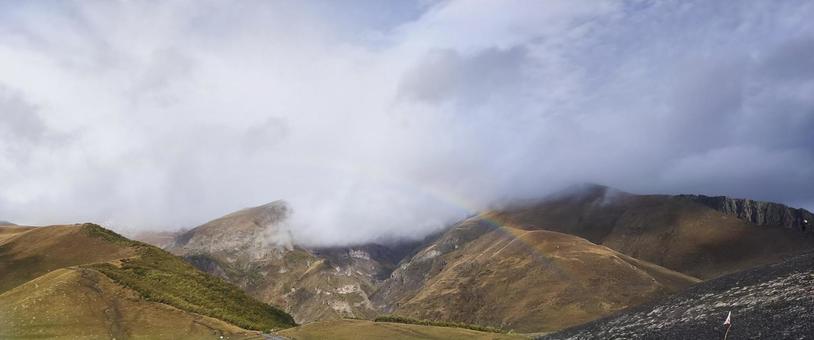 展望台から見るコーカサス山脈 展望台から見るコーカサス山脈の写真