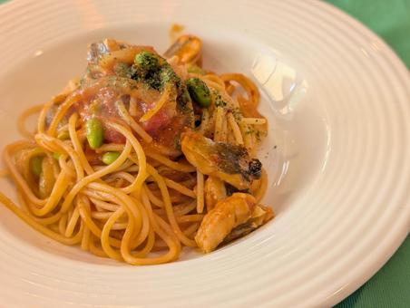 鱧のトマトソースパスタ 鱧のトマトソースパスタ 鱧,ハモ,パスタの写真素材