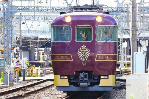 Photo, sightseeing express aonyoshi, limited express (train, faster than an express), good for that, 