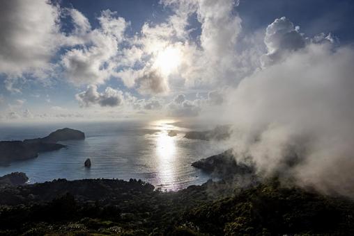 小笠原諸島・父島 傘山展望台から望む絶景 小笠原諸島・父島 傘山展望台から望む絶景 父島,小笠原諸島,傘山の写真素材