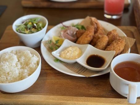 Photo, lunch, mix fly, source, 
