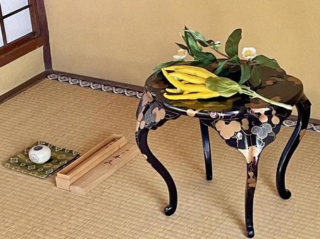 和室の仏手柑 和室の仏手柑 仏手柑,ぶっしゅかん,植物の写真素材