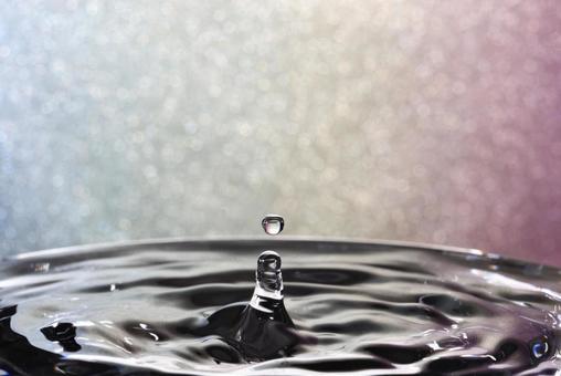 水滴 水滴,カラフル,水玉の写真素材