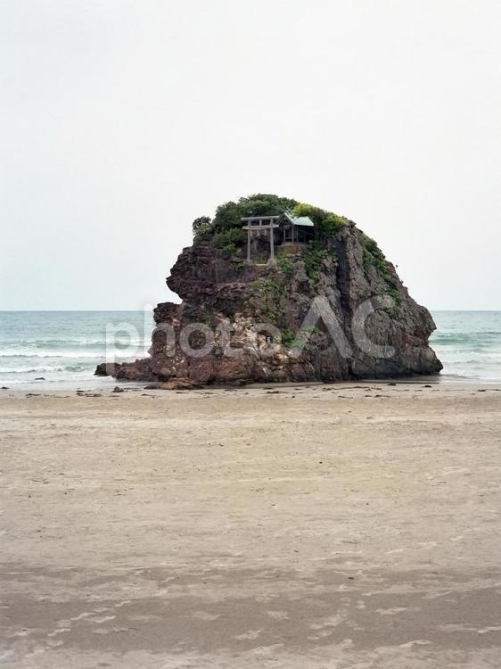 稲佐の浜  弁天島 弁天島,稲佐の浜,べんてんさんの写真素材