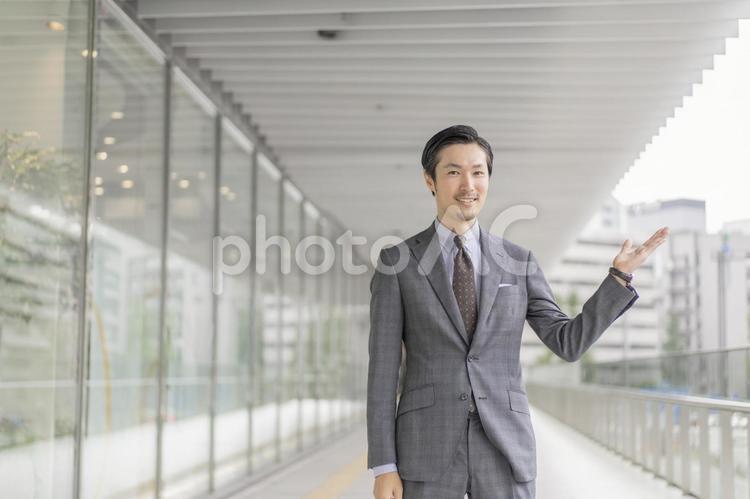 ビジネス　男性　スーツ ビジネス,男性,ビジネスマンの写真素材
