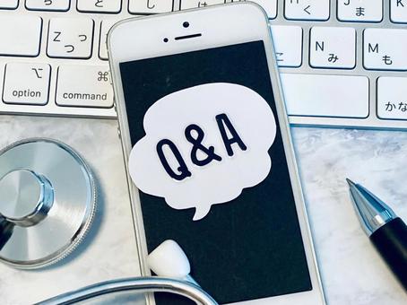 Q&A(オンライン診療・リモート診療) Q&A(オンライン診療・リモート診療) q&a,スマホ,pcの写真素材