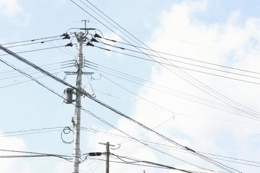 電信柱 電信柱の写真