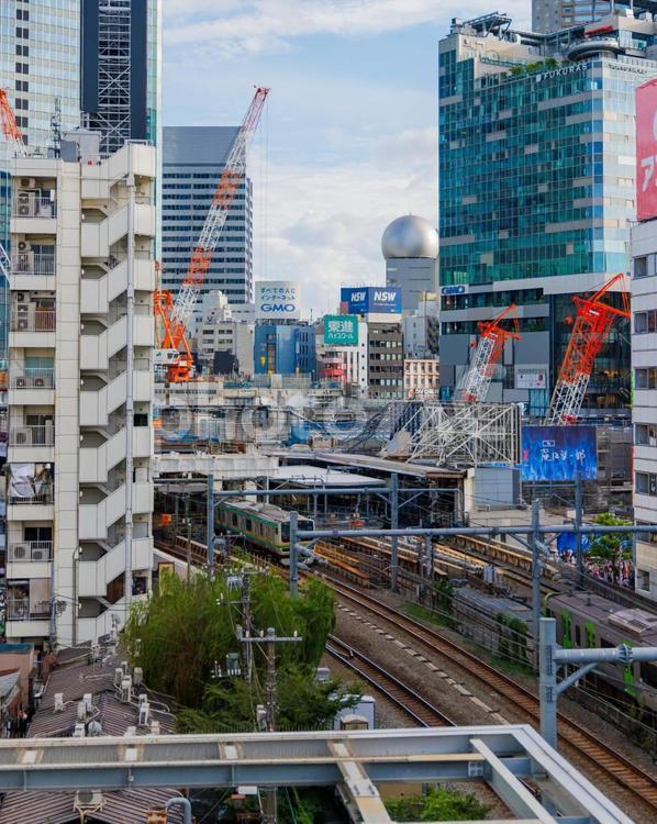建設風景 高層ビル,青空,雲の写真素材