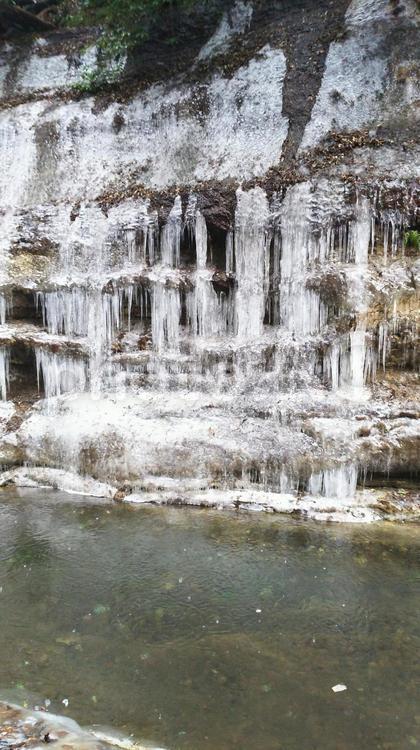 東椎屋の滝　氷瀑 東椎屋の滝,氷瀑,日本の写真素材