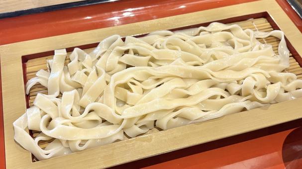 きしめん きしめん きしめん,ざるうどん,麺の写真素材