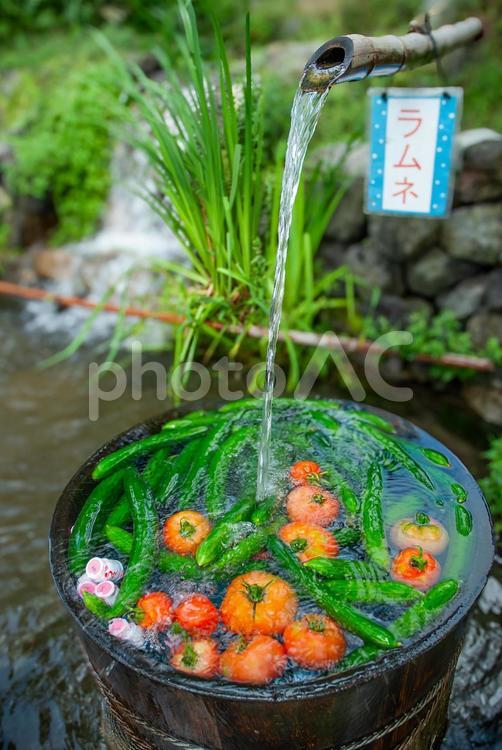 西湖いやしの里根場 冷やし夏野菜（山梨） 西湖いやしの里根場,冷やし,夏野菜の写真素材