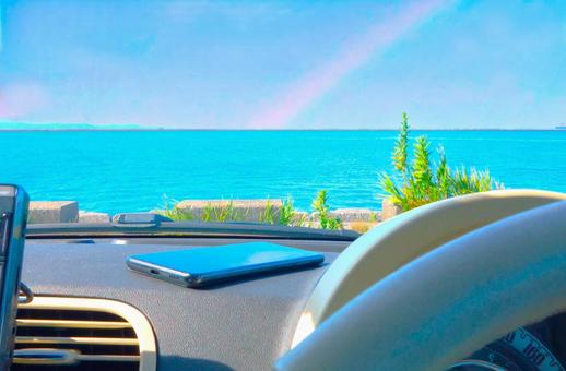 スマホ、海景、ダッシュボード(虹) スマホ、海景、ダッシュボード(虹) スマホ,車窓,海の写真素材