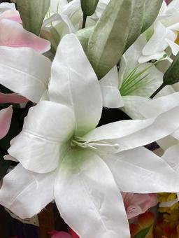 ユリの造花 ユリの造花の写真