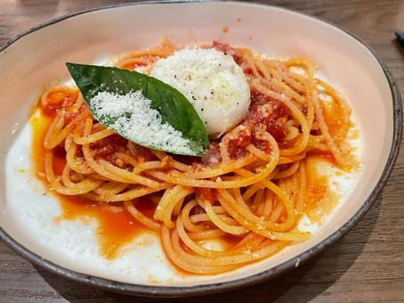 トマトとチーズのパスタ トマトチーズパスタ,パスタ,トマトソースの写真素材