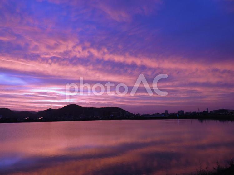 夏の夕焼け 背景,夕焼け,夏の写真素材