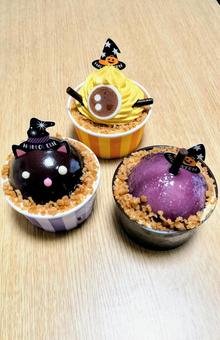 3個のハロウィンケーキ 3個のハロウィンケーキの写真