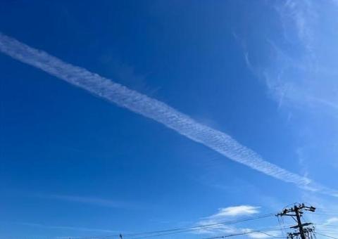 飛行機雲 飛行機雲の写真