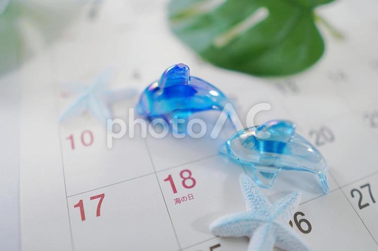2022年7月18日海の日のカレンダー３ 海の日,祭日,祝日の写真素材