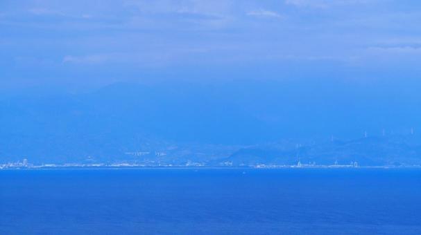 秋の西伊豆・石部棚田から見る海(松崎町) 秋の西伊豆・石部棚田から見る海(松崎町) 秋,伊豆半島,静岡県の写真素材