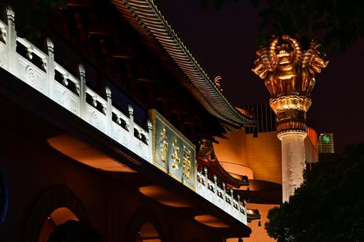 上海・静安寺 上海・静安寺 静安寺,上海,夜景の写真素材