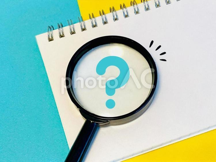 クエスチョンマークと虫眼鏡 虫眼鏡,はてな,クエスチョンの写真素材