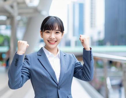 就活女性ガッツポーズ 就活女性ガッツポーズの写真
