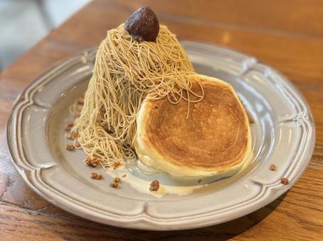モンブランパンケーキ モンブランパンケーキ パンケーキ,ホットケーキ,モンブランの写真素材