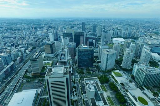 横浜, 展望台からのみなとみらいの町並み 横浜, 展望台からのみなとみらいの町並み みなとみらい,街並み,ビル群の写真素材