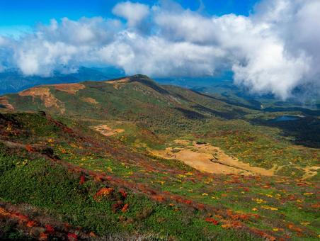 紅葉の栗駒山(須川岳) 紅葉の栗駒山(須川岳)の写真