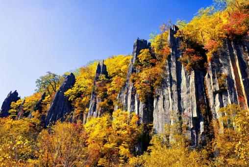 天人峡の紅葉 天人峡,天人峡温泉,北海道の写真素材
