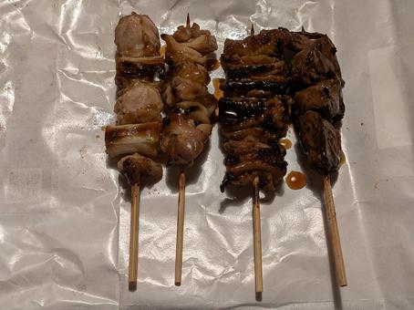 竹串の焼き鳥 竹串の焼き鳥 やきとり,とり串,酒肴の写真素材