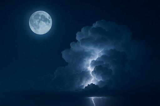 満月と雷雲 満月と雷雲の写真