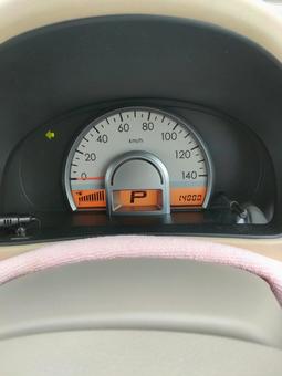 日産モコ走行距離14000キロのメーター 日産モコ走行距離14000キロのメーター 日産モコ,メーター,走行距離の写真素材