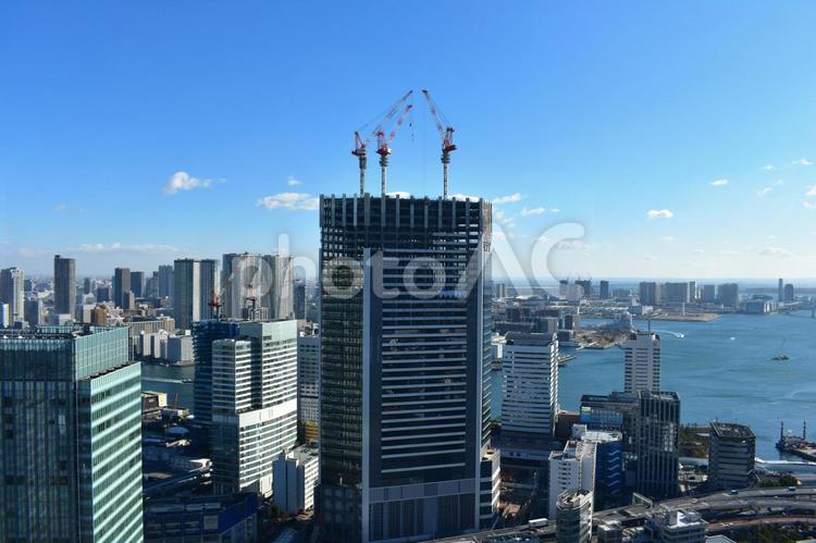 高層ビルの建築風景 高層ビルの建築風景 建築現場,高層ビル,高層階の写真素材