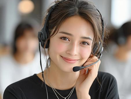 コールセンターのプロフェッショナルな笑顔 コールセンターのプロフェッショナルな笑顔の写真