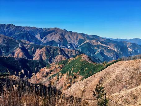峠から秩父の山々 峠から秩父の山々 山,秩父,山脈の写真素材