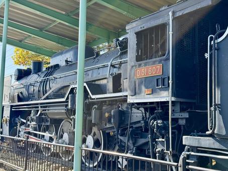 福井少年運動公園の展示の機関車 デコイチ,福井少年運動公園,蒸気機関車の写真素材