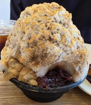 ほうじ茶わらび餅かき氷 かき氷,ほうじ茶,わらび餅の写真素材