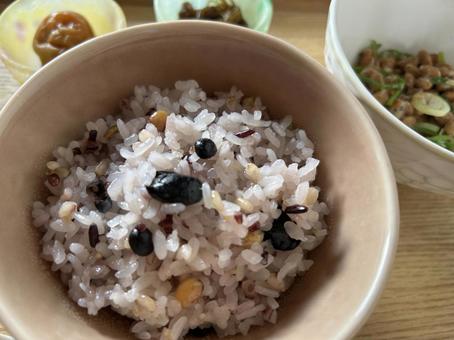 豆ごはん 豆ごはん 豆ご飯,雑穀米,朝ごはんの写真素材