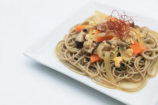 親子そばパスタ 親子そばパスタ そばパスタ,そば,蕎麦の写真素材