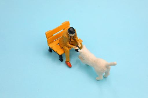 サラリーマンとじゃれ合う猫 サラリーマンとじゃれ合う猫 サラリーマン,男性,猫の写真素材