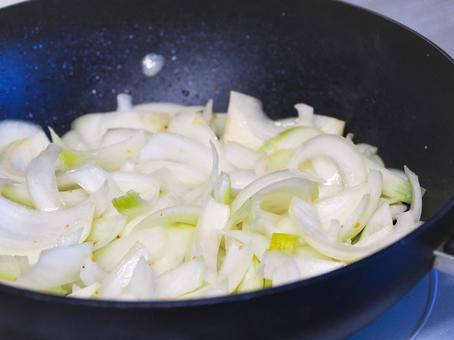 Photo, onion, stir fry, frying pan, 