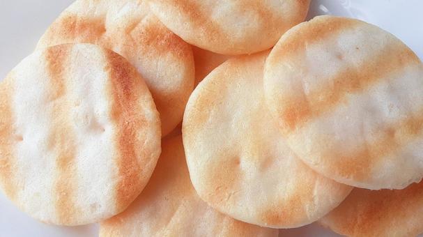 ソフトせんべい山盛り・2 ソフトせんべい山盛り・2 ソフトせんべい,せんべい,お菓子の写真素材