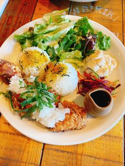 ランチプレート ランチプレート ランチプレート,美味しい,おにぎりの写真素材