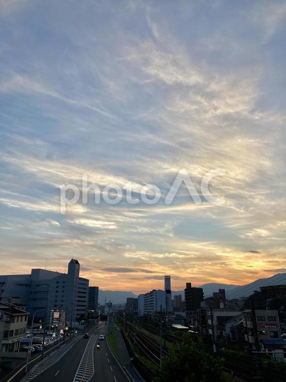 夕暮れの空 夕暮れ,夕焼け,空の写真素材