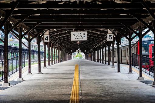 福岡県　門司港駅 福岡県,門司港レトロの美しい建築と街並,門司港駅の写真素材