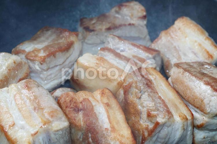 角煮になる前 角煮,豚,豚肉の写真素材