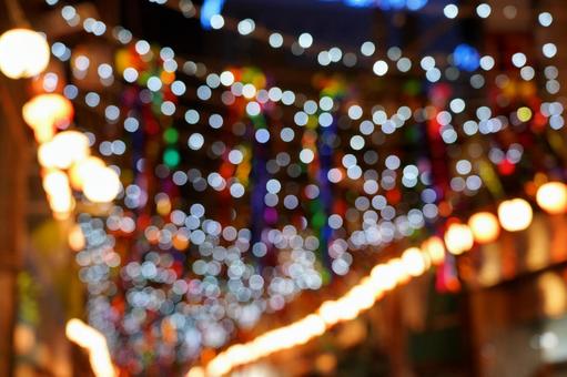 光が瞬くカラフルなボケ 光が瞬くカラフルなボケ 七夕,7月,祭りの写真素材
