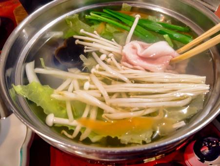 豚肉を泳がす 豚しゃぶ,懐石,肉の写真素材