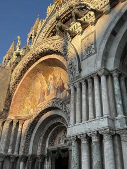 イタリア　Duomo　ドゥオモ 教会,大聖堂,ヨーロッパの写真素材